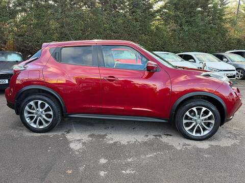 Nissan Juke Juke 1.6 Tekna XTRON Euro 5 5dr - U7