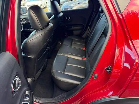 Nissan Juke Juke 1.6 Tekna XTRON Euro 5 5dr - U7