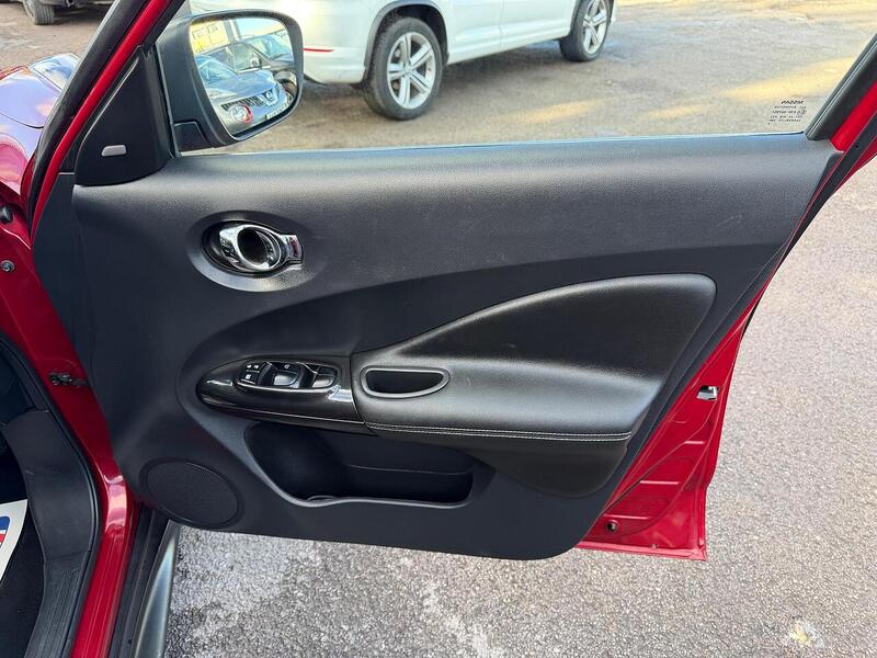 Nissan Juke Juke 1.6 Tekna XTRON Euro 5 5dr - U7