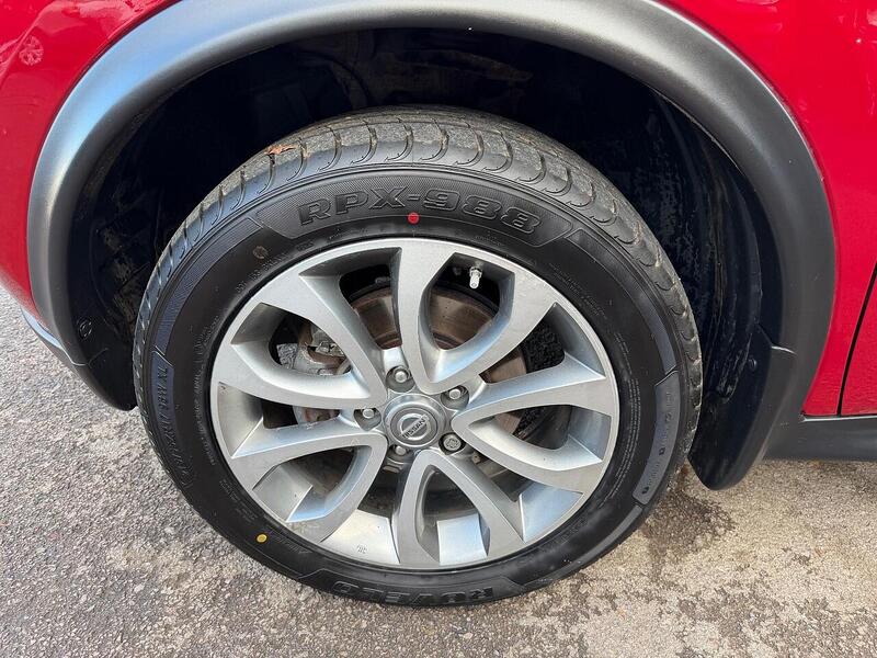 Nissan Juke Juke 1.6 Tekna XTRON Euro 5 5dr - U7