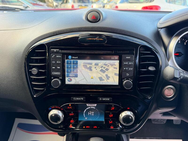 Nissan Juke Juke 1.6 Tekna XTRON Euro 5 5dr - U7