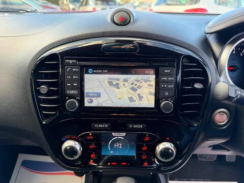 Nissan Juke Juke 1.6 Tekna XTRON Euro 5 5dr - U7