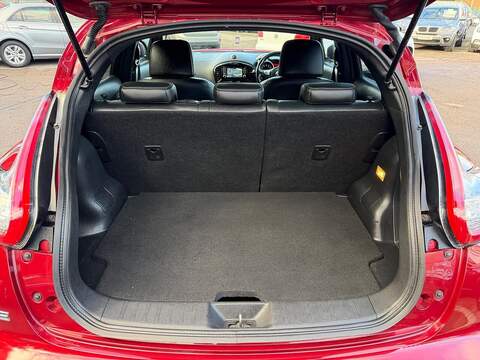 Nissan Juke Juke 1.6 Tekna XTRON Euro 5 5dr - U7