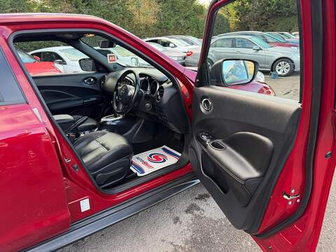 Nissan Juke Juke 1.6 Tekna XTRON Euro 5 5dr - U7