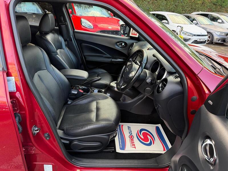 Nissan Juke Juke 1.6 Tekna XTRON Euro 5 5dr - U7