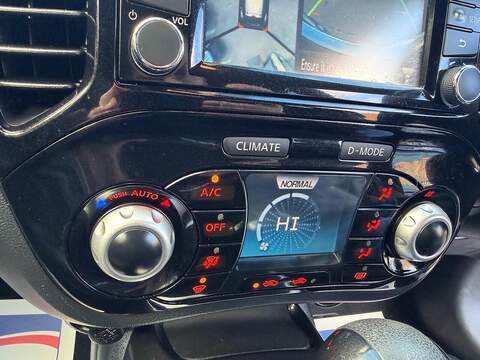 Nissan Juke Juke 1.6 Tekna XTRON Euro 5 5dr - U7