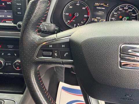 SEAT Leon 2.0 TDI CR FR Sport Coupe DSG Euro 5 (s/s) 3dr - U76