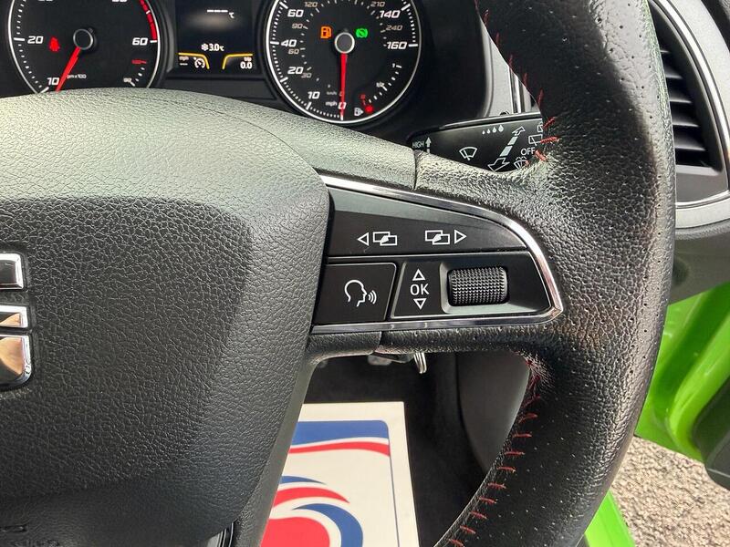 SEAT Leon 2.0 TDI CR FR Sport Coupe DSG Euro 5 (s/s) 3dr - U76