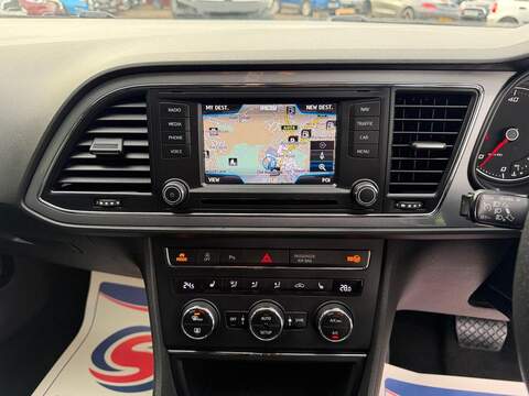 SEAT Leon 2.0 TDI CR FR Sport Coupe DSG Euro 5 (s/s) 3dr - U76