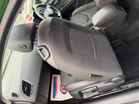 SEAT Leon 2.0 TDI CR FR Sport Coupe DSG Euro 5 (s/s) 3dr - U76