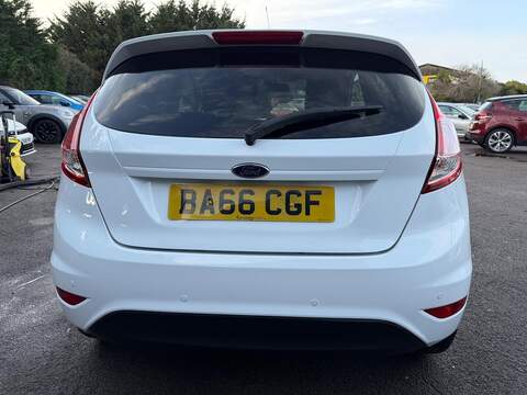 Ford Fiesta 1.25 Zetec White Edition Euro 6 3dr - U77