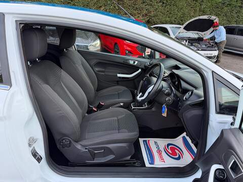 Ford Fiesta 1.25 Zetec White Edition Euro 6 3dr - U77
