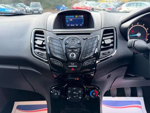 Ford Fiesta 1.25 Zetec White Edition Euro 6 3dr - U77