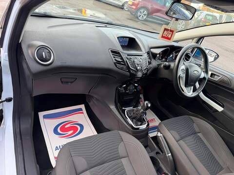 Ford Fiesta 1.25 Zetec White Edition Euro 6 3dr - U77