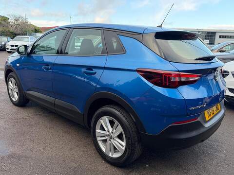 Vauxhall Grandland X 1.2 Turbo SE Euro 6 (s/s) 5dr - U79