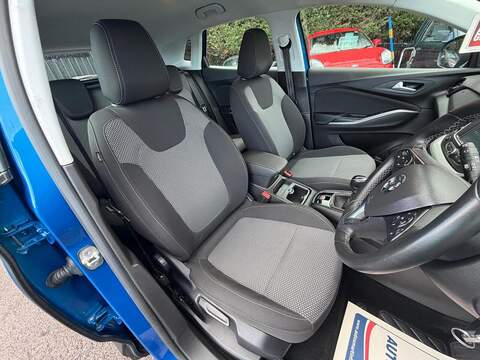 Vauxhall Grandland X 1.2 Turbo SE Euro 6 (s/s) 5dr - U79