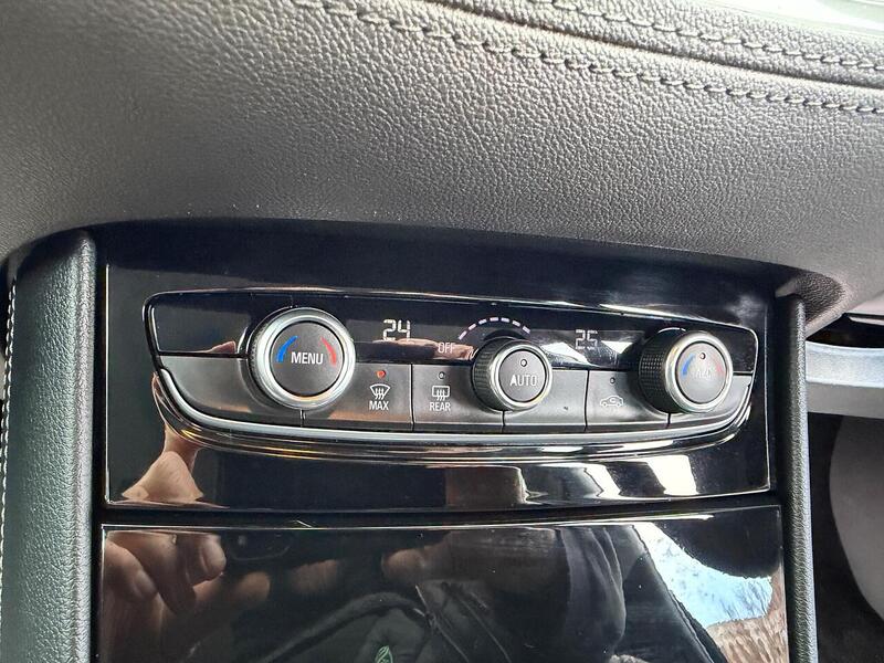 Vauxhall Grandland X 1.2 Turbo SE Euro 6 (s/s) 5dr - U79