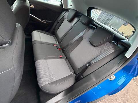 Vauxhall Grandland X 1.2 Turbo SE Euro 6 (s/s) 5dr - U79