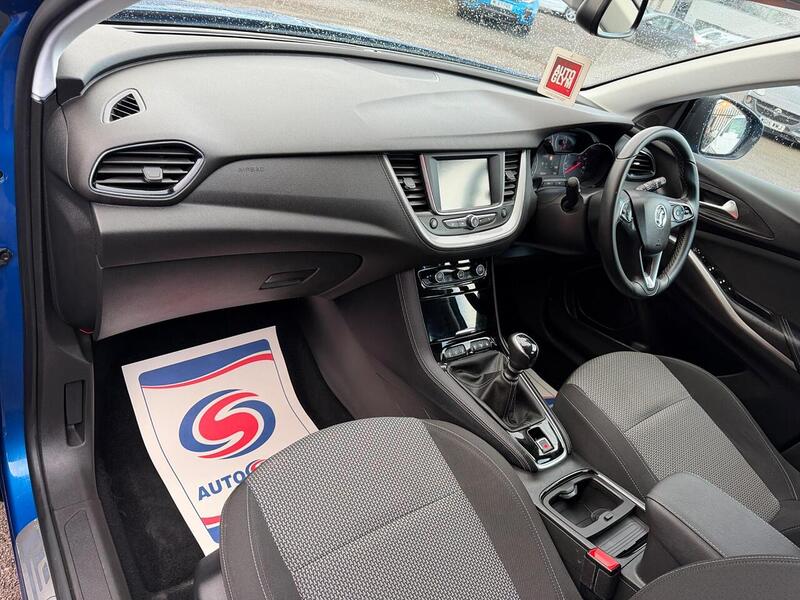 Vauxhall Grandland X 1.2 Turbo SE Euro 6 (s/s) 5dr - U79