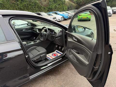 Vauxhall Insignia 2.0 Turbo D BlueInjection SRi Nav Sports Tourer Euro 6 (s/s) 5dr - U80