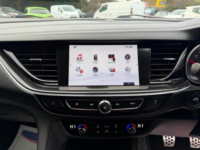 Vauxhall Insignia 2.0 Turbo D BlueInjection SRi Nav Sports Tourer Euro 6 (s/s) 5dr - U80