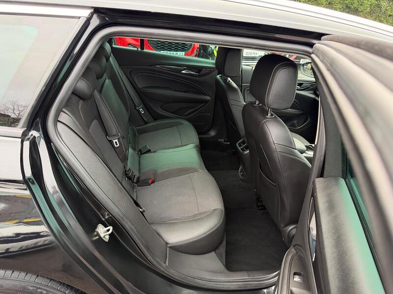 Vauxhall Insignia 2.0 Turbo D BlueInjection SRi Nav Sports Tourer Euro 6 (s/s) 5dr - U80