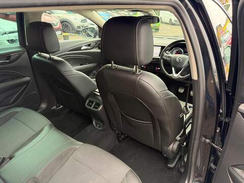 Vauxhall Insignia 2.0 Turbo D BlueInjection SRi Nav Sports Tourer Euro 6 (s/s) 5dr - U80