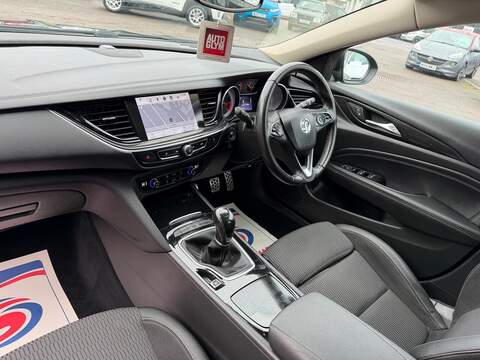 Vauxhall Insignia 2.0 Turbo D BlueInjection SRi Nav Sports Tourer Euro 6 (s/s) 5dr - U80