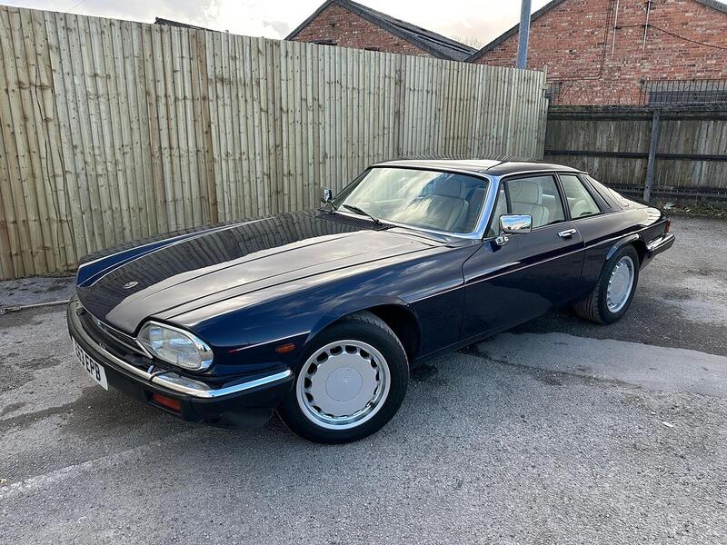 Jaguar XJR-S XJR-S 6.0 2dr - U22054
