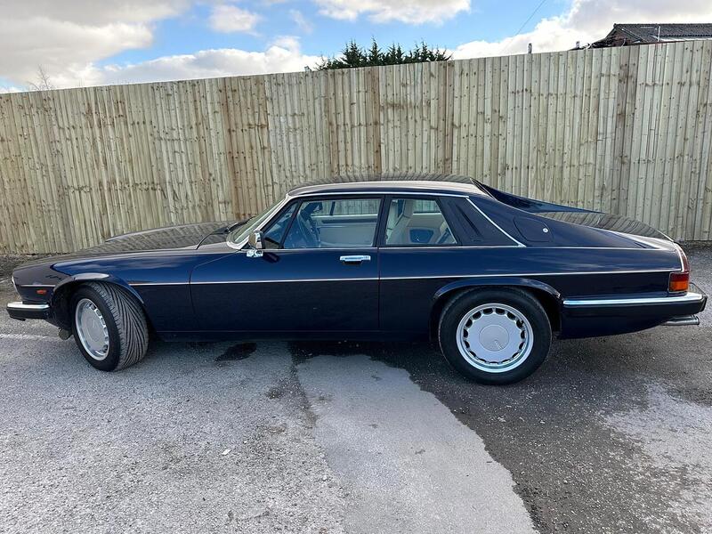 Jaguar XJR-S XJR-S 6.0 2dr - U22054