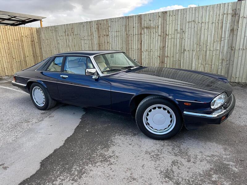 Jaguar XJR-S XJR-S 6.0 2dr - U22054