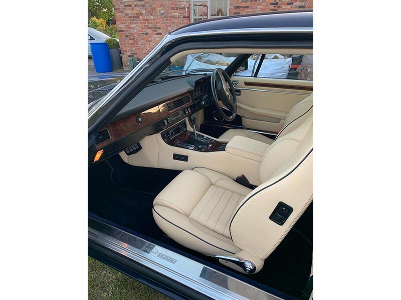 Jaguar XJR-S XJR-S 6.0 2dr - U22054