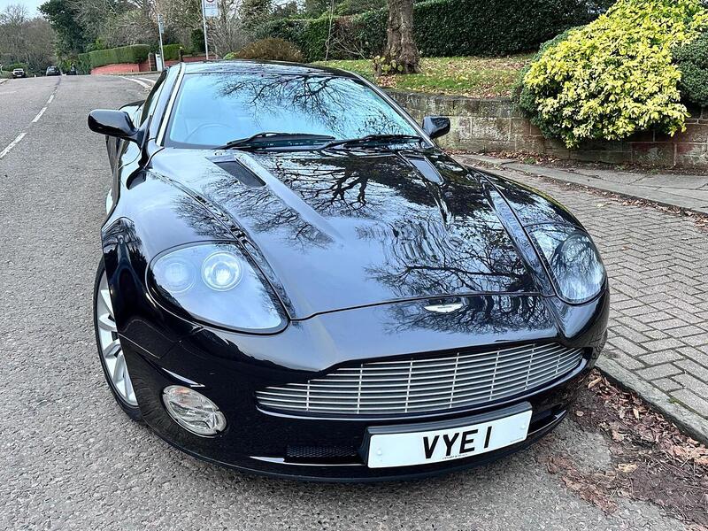 Aston Martin Vanquish Vanquish 5.9 2dr - U24125