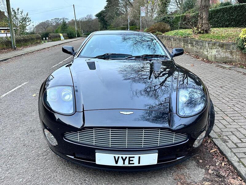 Aston Martin Vanquish Vanquish 5.9 2dr - U24125