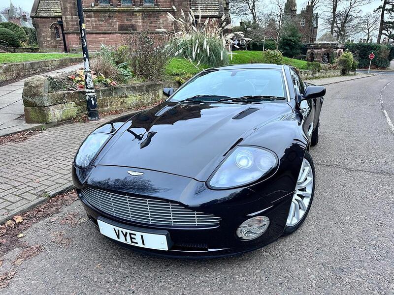 Aston Martin Vanquish Vanquish 5.9 2dr - U24125