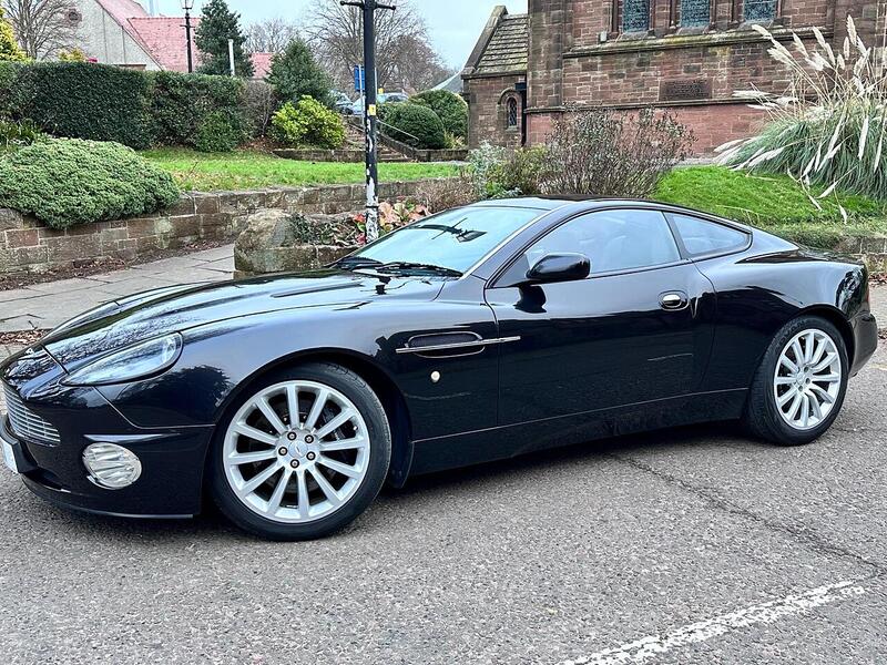 Aston Martin Vanquish Vanquish 5.9 2dr - U24125