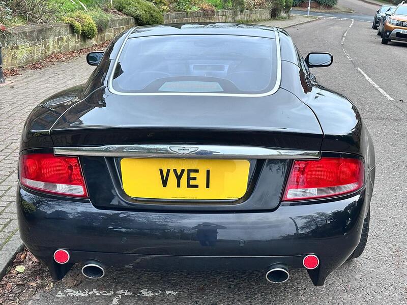 Aston Martin Vanquish Vanquish 5.9 2dr - U24125