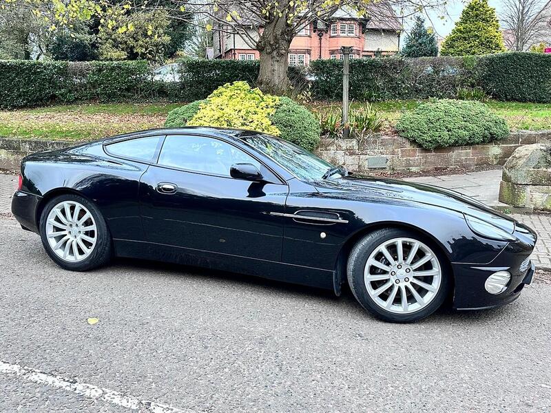 Aston Martin Vanquish Vanquish 5.9 2dr - U24125