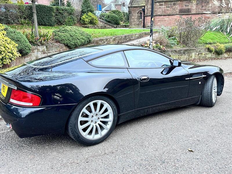 Aston Martin Vanquish Vanquish 5.9 2dr - U24125