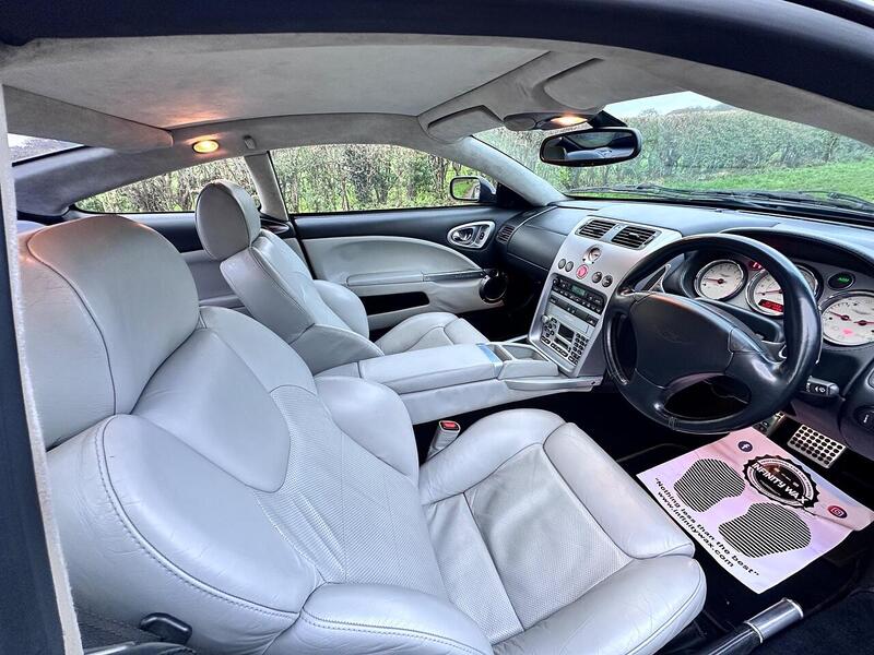 Aston Martin Vanquish Vanquish 5.9 2dr - U24125