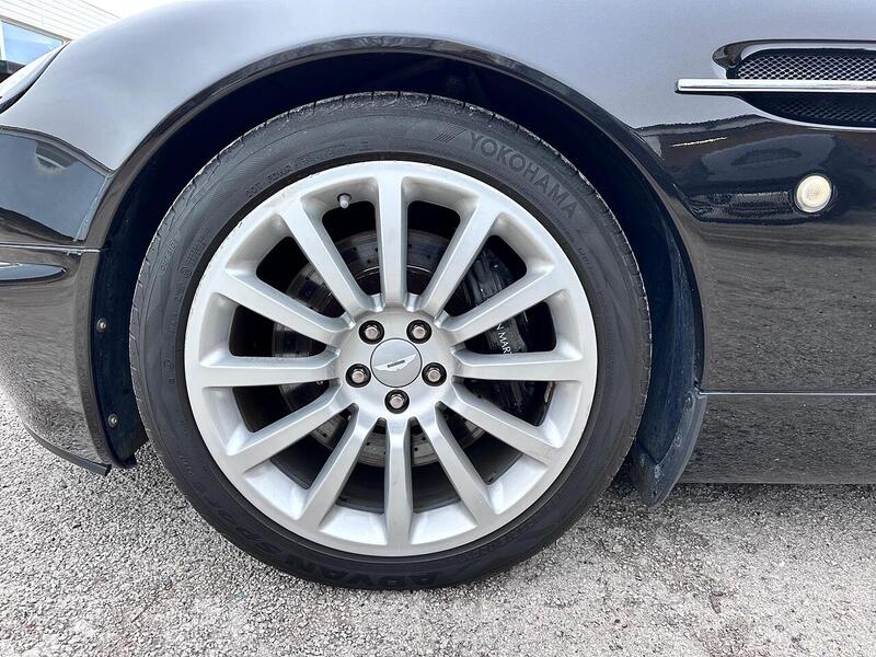 Aston Martin Vanquish Vanquish 5.9 2dr - U24125