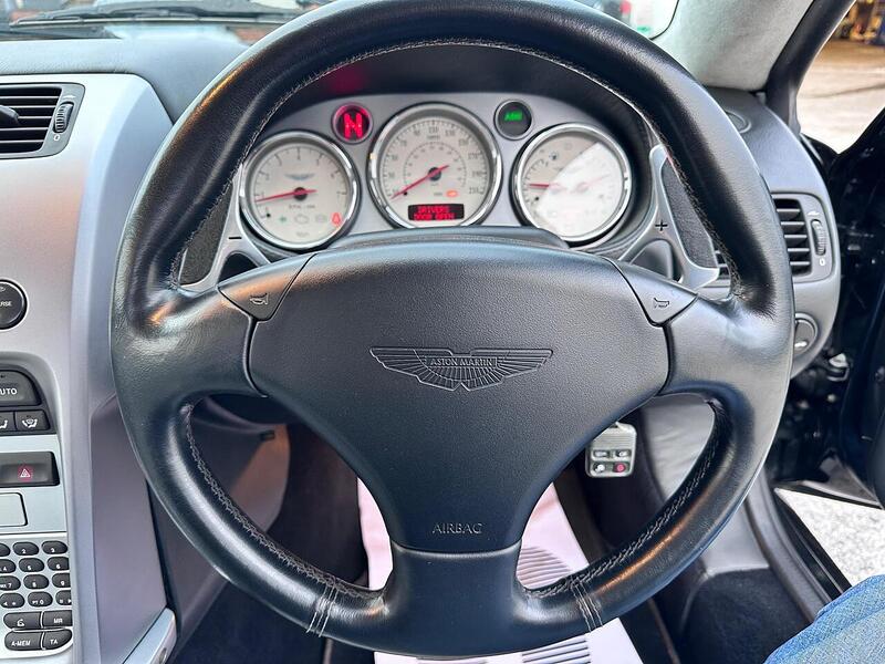 Aston Martin Vanquish Vanquish 5.9 2dr - U24125