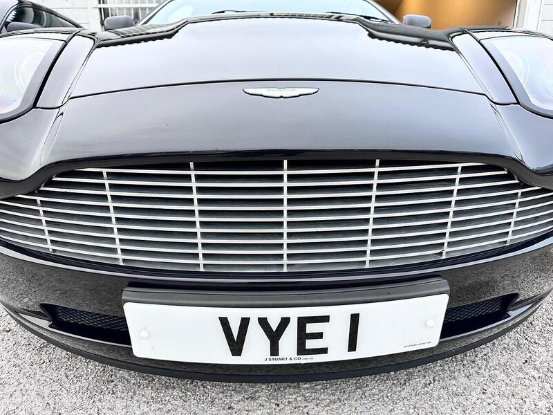Aston Martin Vanquish Vanquish 5.9 2dr - U24125