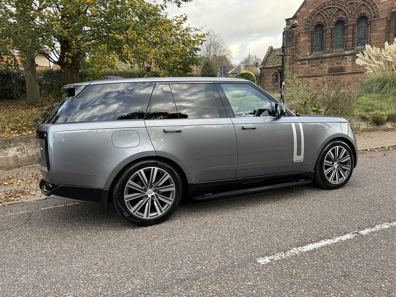 Land Rover Range Rover 3.0 P400 MHEV Autobiography SUV 5dr Petrol Auto 4WD Euro 6 (s/s) (400 ps) - U25119
