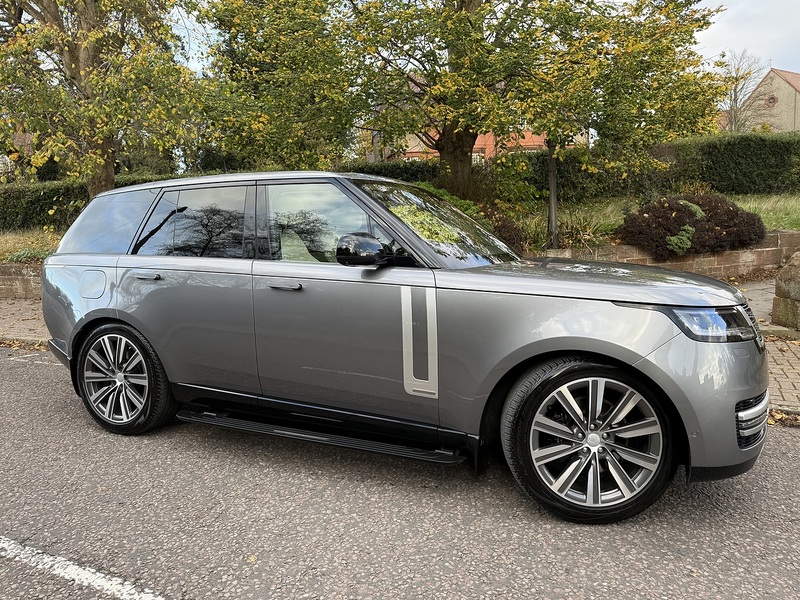 Land Rover Range Rover 3.0 P400 MHEV Autobiography SUV 5dr Petrol Auto 4WD Euro 6 (s/s) (400 ps) - U25119