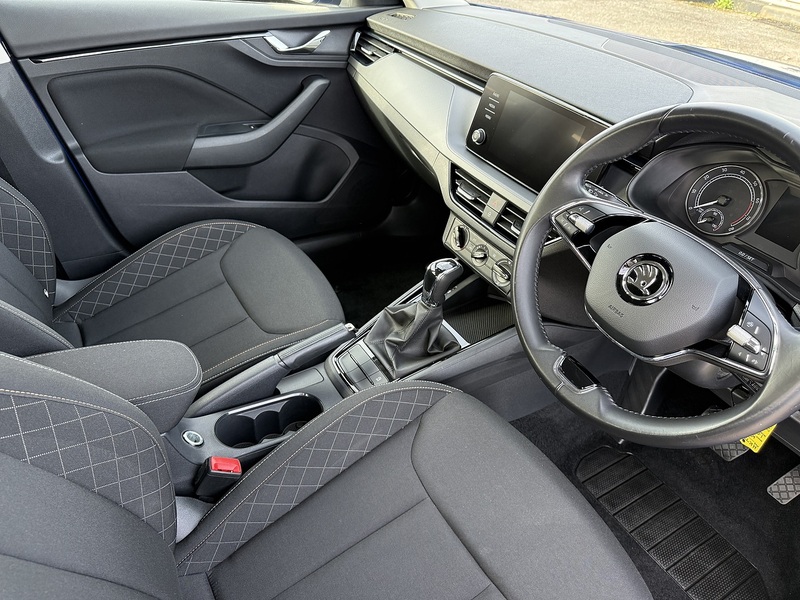 Skoda Kamiq 1.0 TSI SE SUV 5dr Petrol DSG Euro 6 (s/s) (110 ps) - U26014