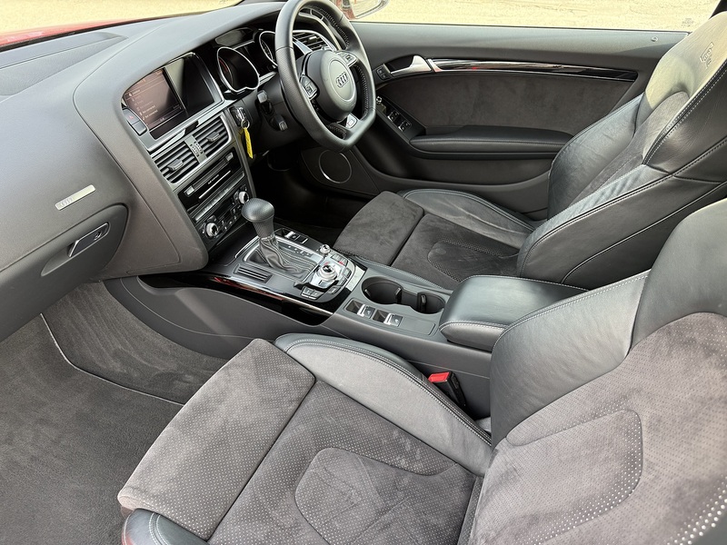 Audi A5 Cabriolet 2.0 TDI S line Special Edition Plus Convertible 2dr Diesel Multitronic Euro 6 (s/s) (190 ps) - U26027
