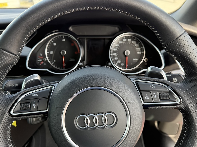 Audi A5 Cabriolet 2.0 TDI S line Special Edition Plus Convertible 2dr Diesel Multitronic Euro 6 (s/s) (190 ps) - U26027