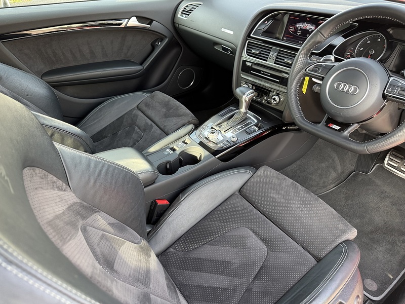 Audi A5 Cabriolet 2.0 TDI S line Special Edition Plus Convertible 2dr Diesel Multitronic Euro 6 (s/s) (190 ps) - U26027