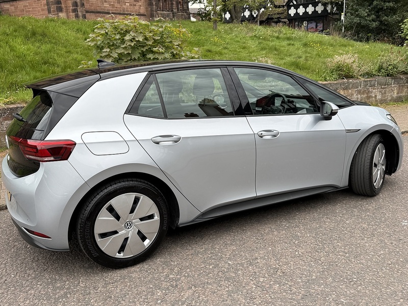 Volkswagen ID.3 Pro Performance 58kWh Life Hatchback 5dr Electric Auto (204 ps) - U26045